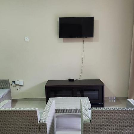 Green Self-Catering Apartment Beau Vallon  Bagian luar foto